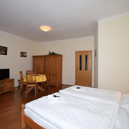 Appart hôtel Zamecka Apartma - Castle 3*