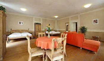 Zamecka Apartma - Castle Aparthotel